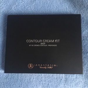 Anastasia Beverly Hills Contour Kit